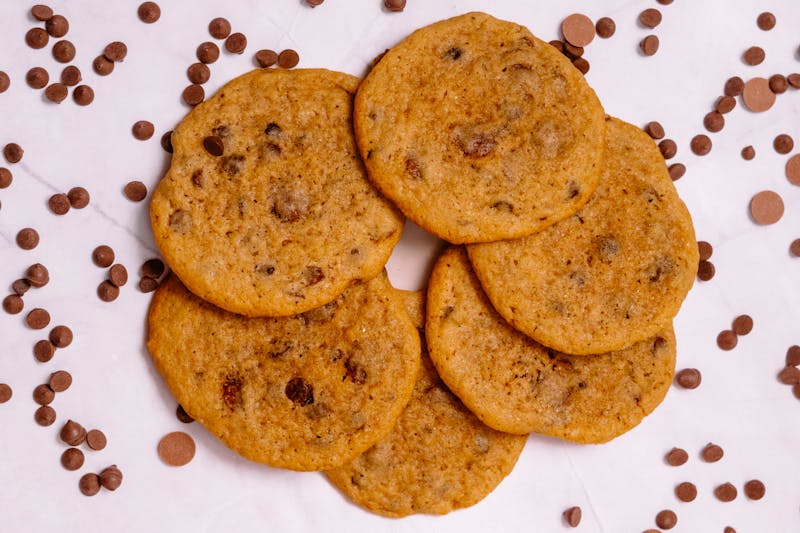 Dions fresh-baked chocolate chip cookie box